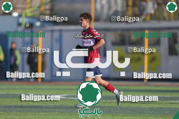 آریا ذوب آهن 1–1 پیروزان