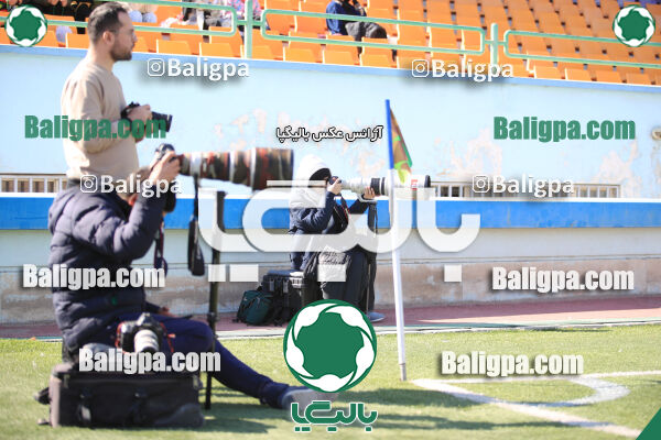 استقلال 1 - 1 کیا