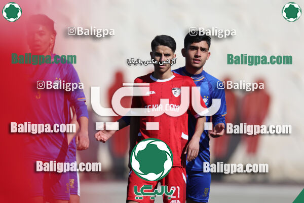 استقلال 1 - 1 کیا