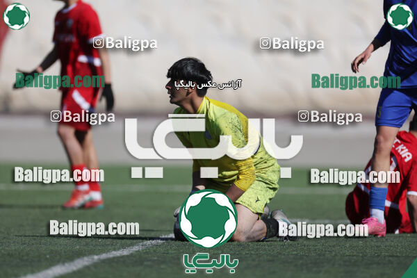 استقلال 1 - 1 کیا