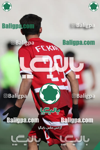 استقلال 1 - 1 کیا