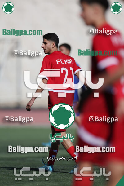 استقلال 1 - 1 کیا