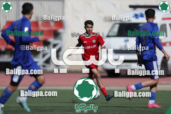 استقلال 1 - 1 کیا