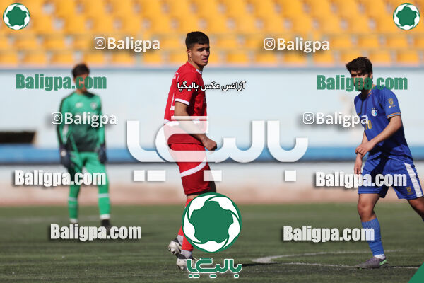 استقلال 1 - 1 کیا
