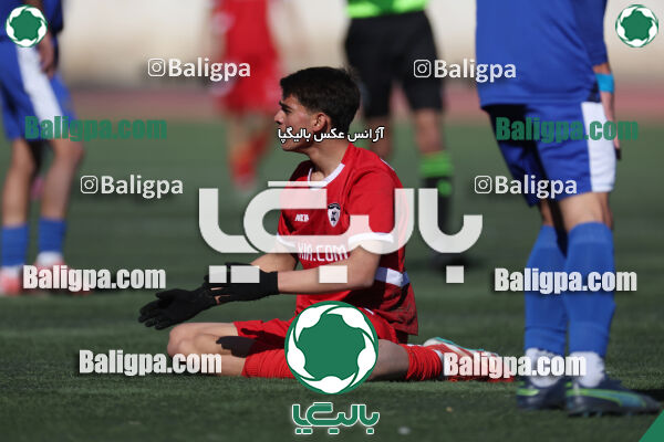 استقلال 1 - 1 کیا