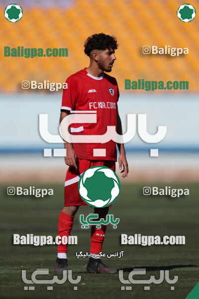 استقلال 1 - 1 کیا
