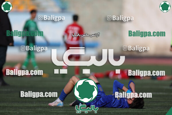 استقلال 1 - 1 کیا