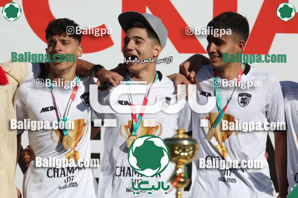 استقلال 1 - 1 کیا