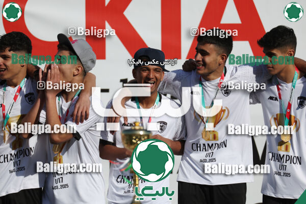 استقلال 1 - 1 کیا