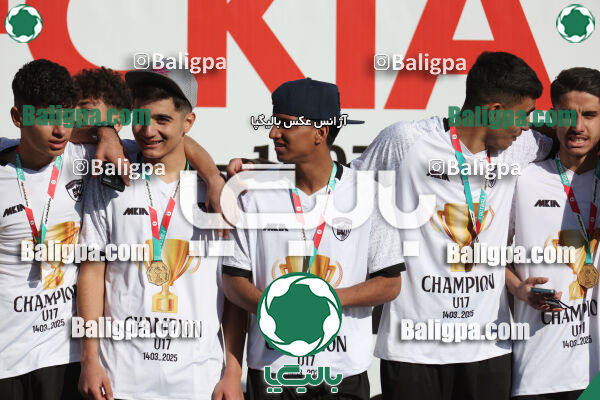 استقلال 1 - 1 کیا