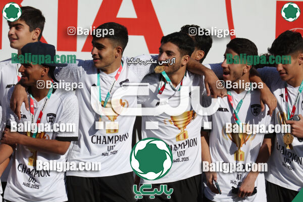 استقلال 1 - 1 کیا