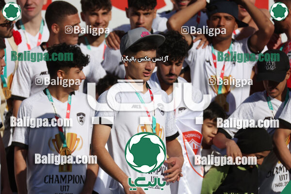استقلال 1 - 1 کیا