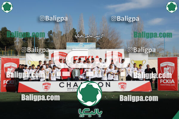 استقلال 1 - 1 کیا