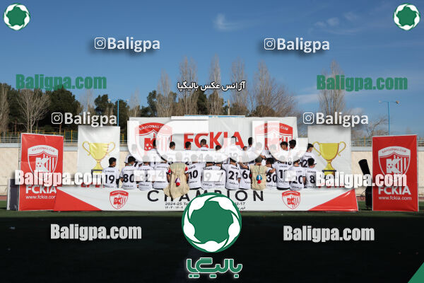 استقلال 1 - 1 کیا