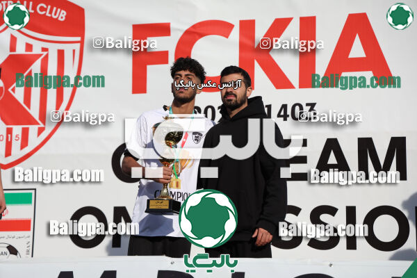 استقلال 1 - 1 کیا