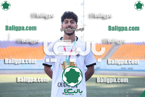 استقلال 1 - 1 کیا