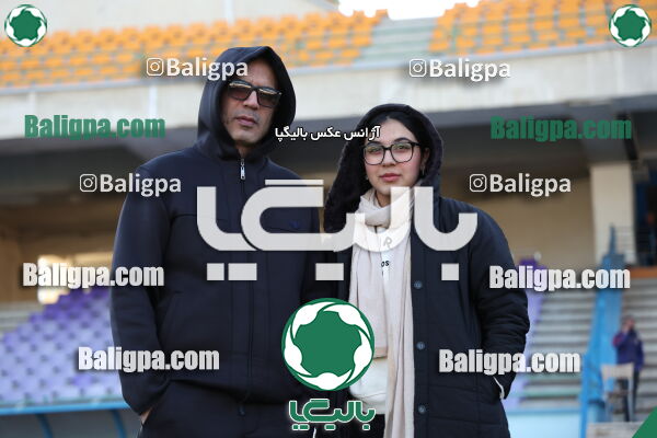 استقلال 1 - 1 کیا