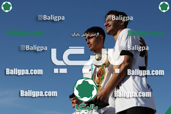 استقلال 1 - 1 کیا
