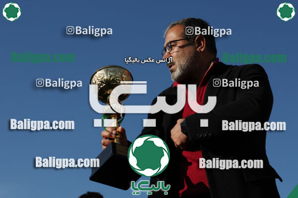 استقلال 1 - 1 کیا