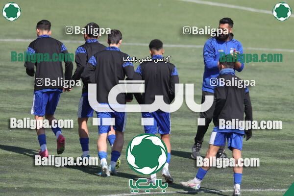 استقلال 1 - 1 کیا