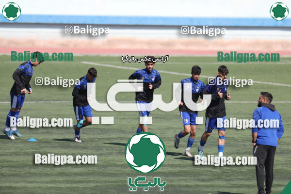 استقلال 1 - 1 کیا
