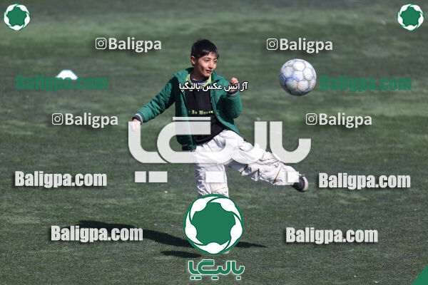 استقلال 1 - 1 کیا