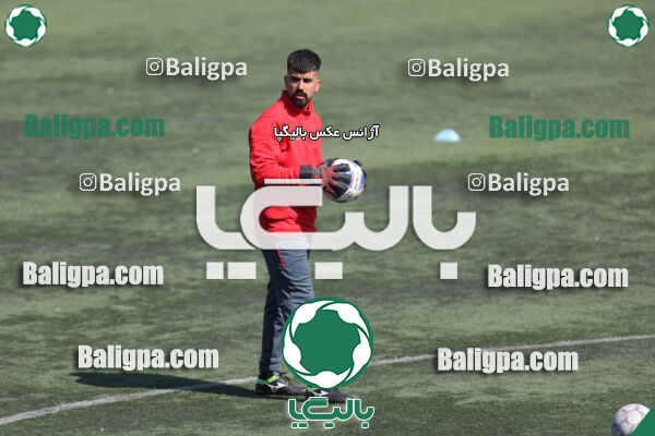 استقلال 1 - 1 کیا