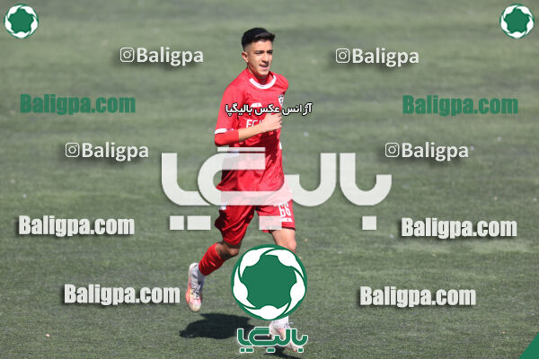 استقلال 1 - 1 کیا