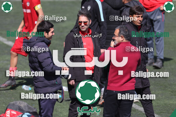 استقلال 1 - 1 کیا