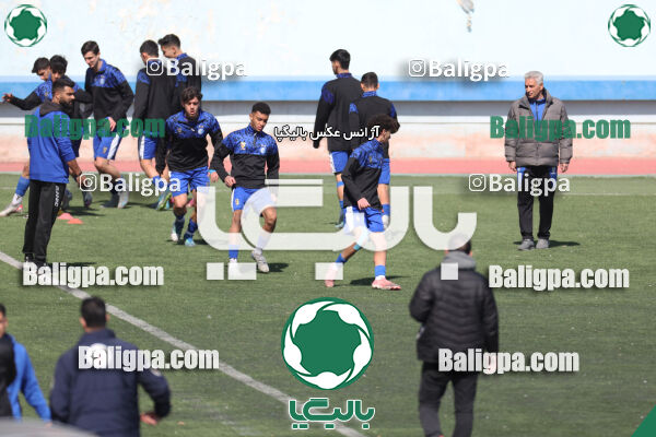 استقلال 1 - 1 کیا