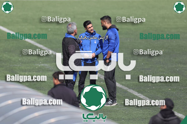 استقلال 1 - 1 کیا