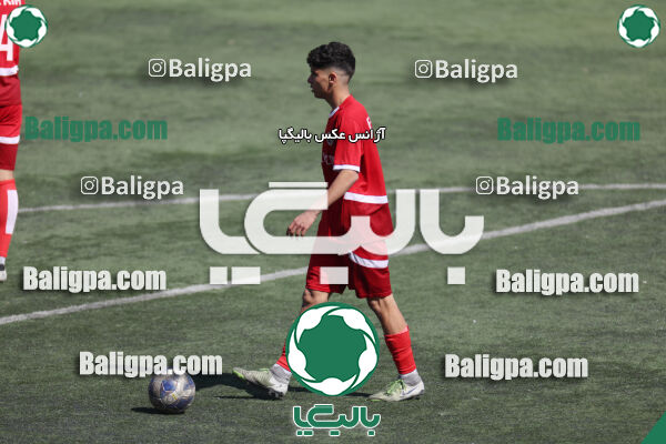 استقلال 1 - 1 کیا