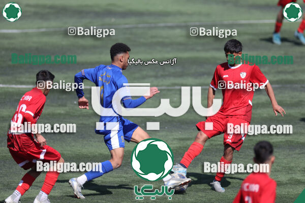 استقلال 1 - 1 کیا