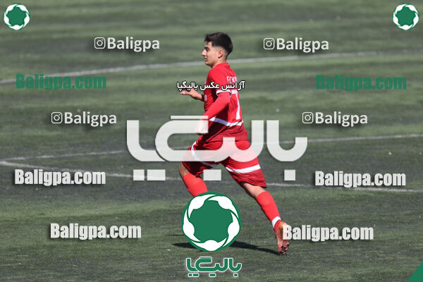استقلال 1 - 1 کیا