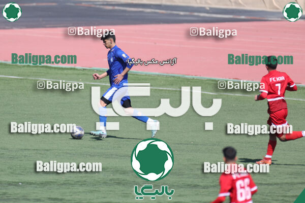 استقلال 1 - 1 کیا