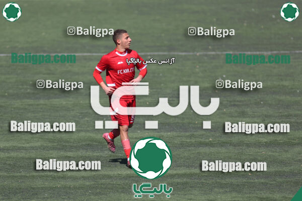 استقلال 1 - 1 کیا