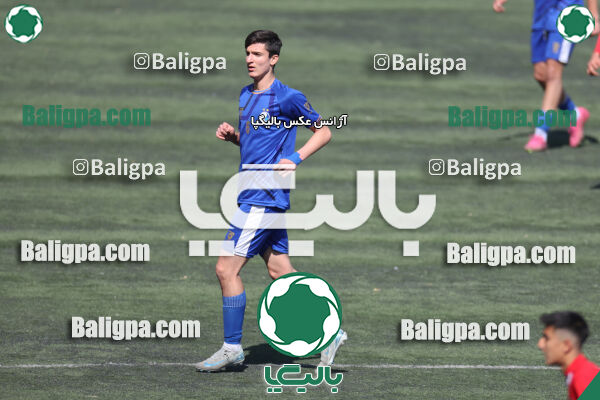 استقلال 1 - 1 کیا