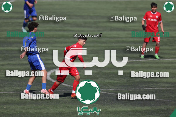 استقلال 1 - 1 کیا