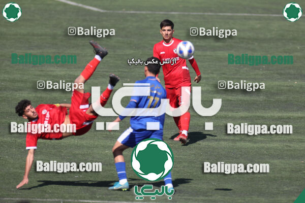 استقلال 1 - 1 کیا