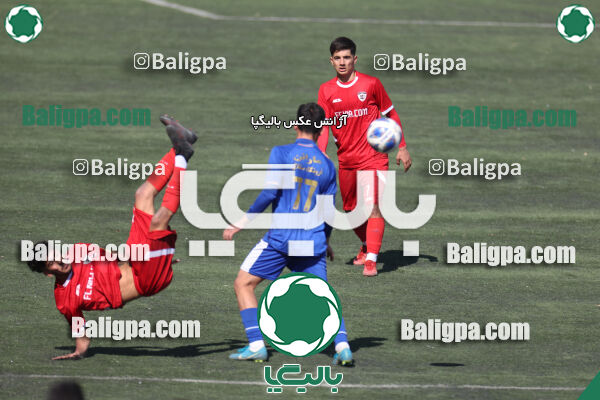 استقلال 1 - 1 کیا