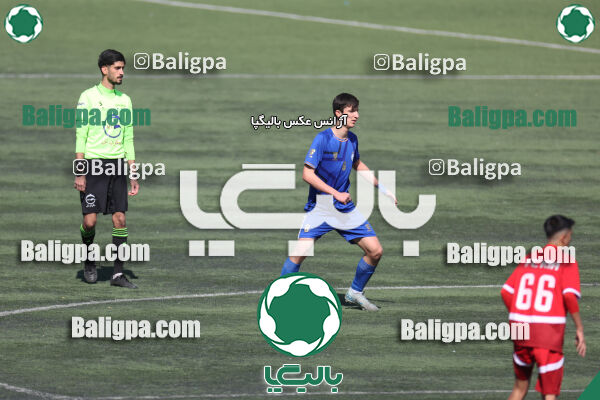 استقلال 1 - 1 کیا