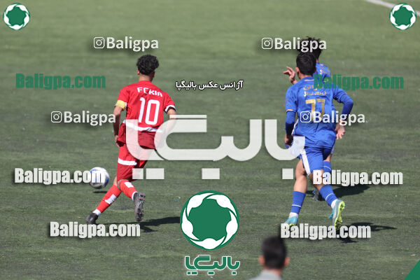 استقلال 1 - 1 کیا