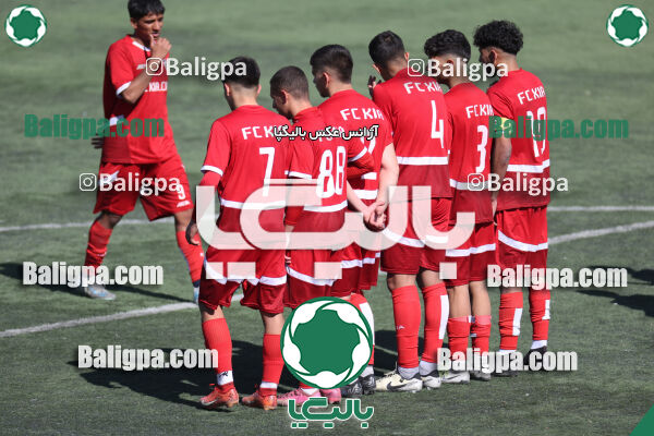 استقلال 1 - 1 کیا