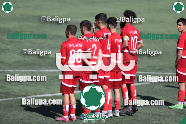استقلال 1 - 1 کیا