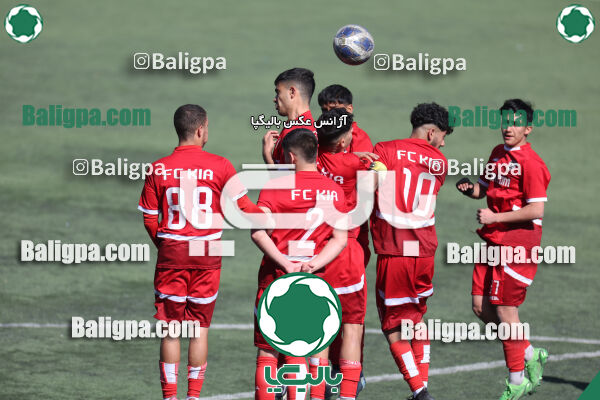 استقلال 1 - 1 کیا