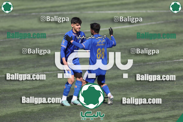 استقلال 1 - 1 کیا