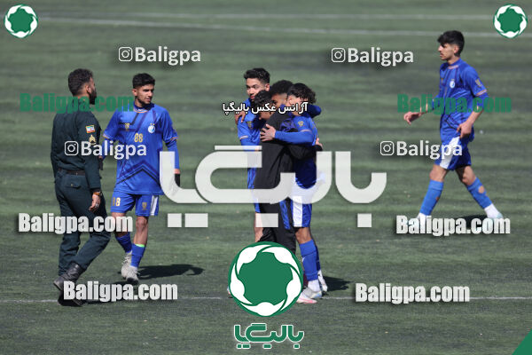 استقلال 1 - 1 کیا