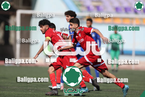 استقلال 1 - 1 کیا