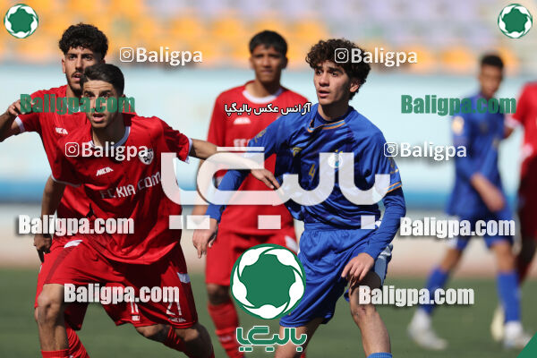 استقلال 1 - 1 کیا