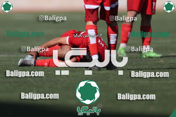استقلال 1 - 1 کیا